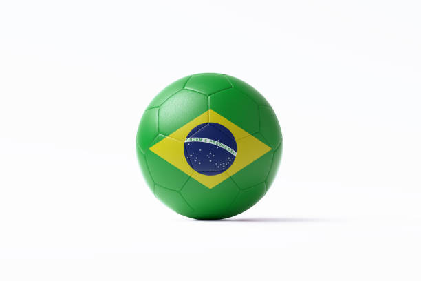 bola de futebol texturizada com bandeira brasileira sentada no fundo branco - brazilian flag brazil flag three dimensional shape - fotografias e filmes do acervo