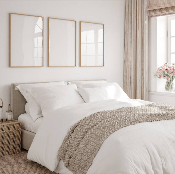 marco de maqueta en el fondo interior del dormitorio, habitación en colores pastel claros - decor indoors pillow bedroom fotografías e imágenes de stock