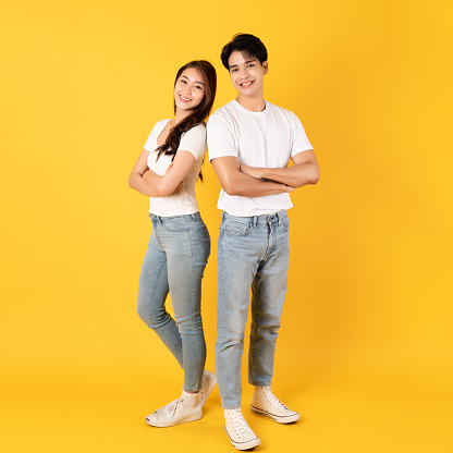 https://media.istockphoto.com/id/1404398582/photo/couple-of-teenage-asian-boy-and-girl-together-isolate-on-yellow-background-pointing-and.jpg?b=1&s=170667a&w=0&k=20&c=ADB4mUhiUtm7PfM8Y9HoSYofdYRehDoQpYdF-MN_gIE=