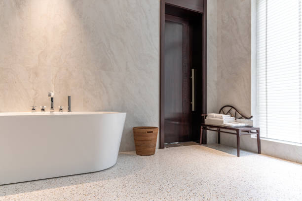 istock Simple, bright and spacious bathroom bathtub 1404420649