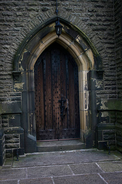 istock Old Church Door 140442420