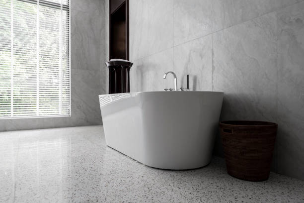 istock Bathtub in Business Hotel 1404435888
