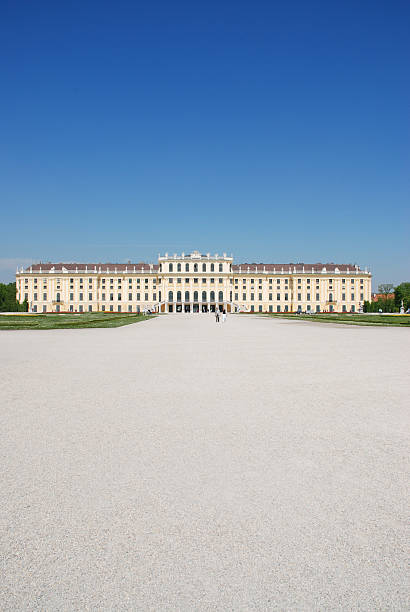 istock Schoenbrunn Palace 140443967