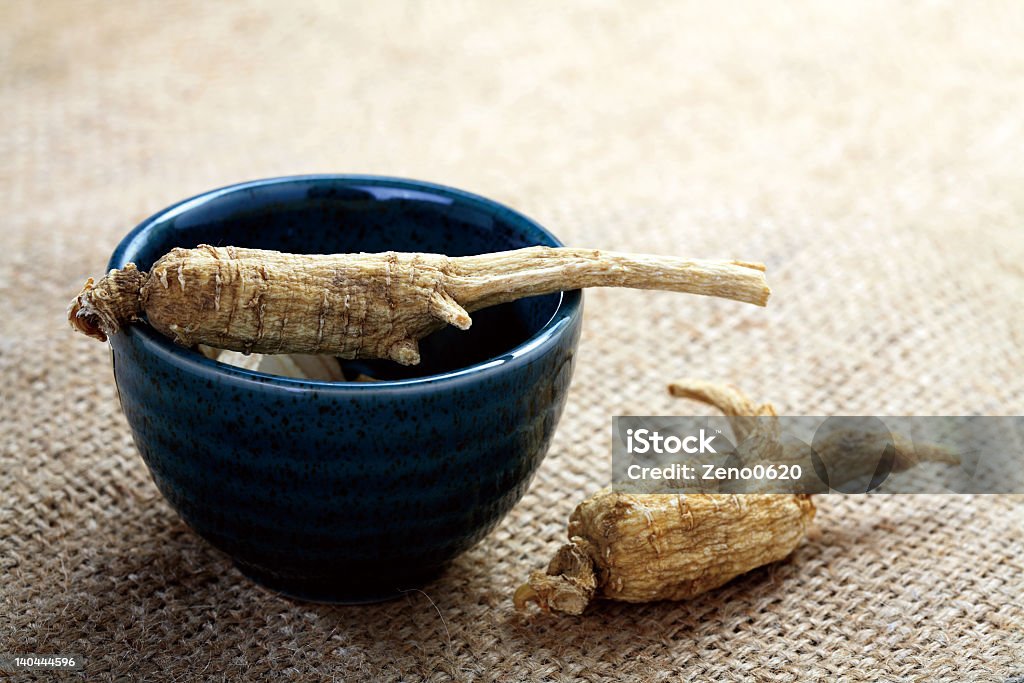 Ginseng - Foto de stock de Ginseng libre de derechos