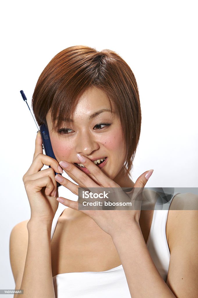 Jeune femme japonaise sur le téléphone - Photo de Adulte libre de droits
