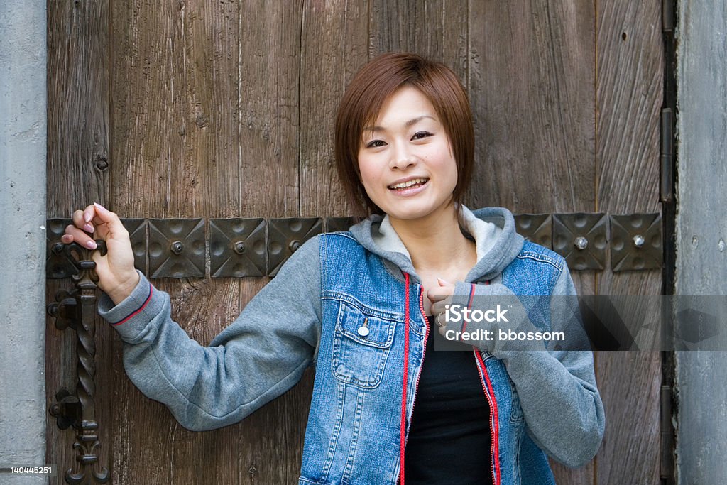 Jovem mulher sorridente japonês - Foto de stock de Adolescente royalty-free