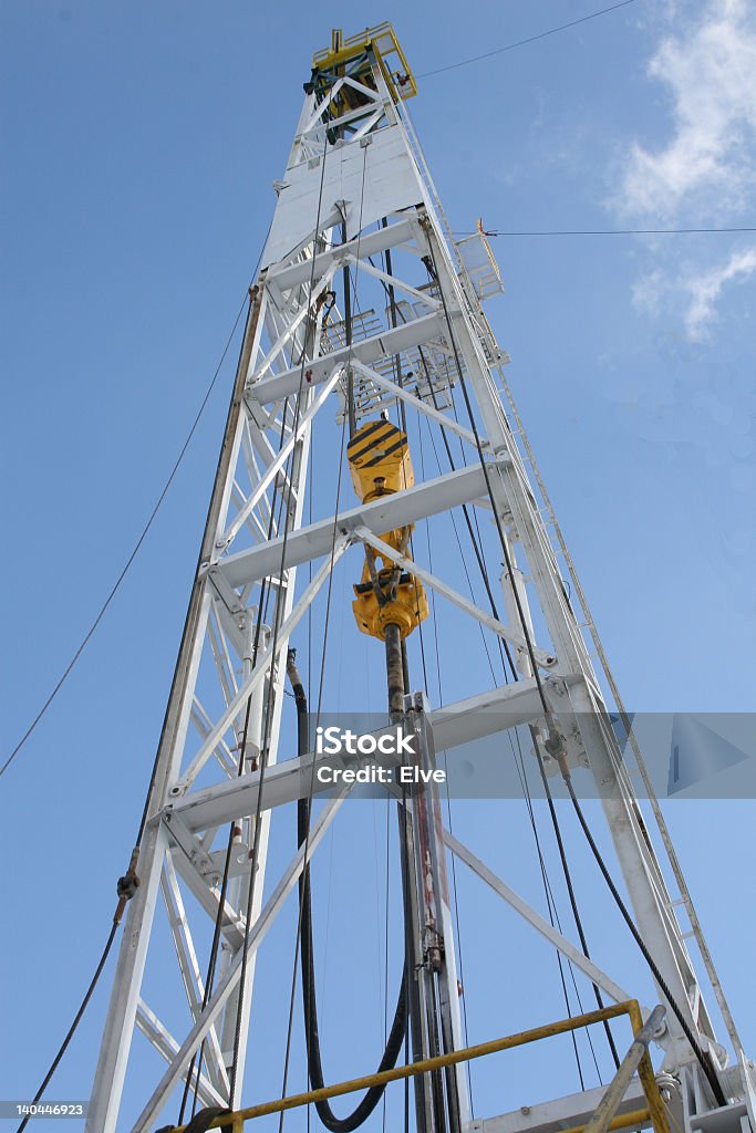 Aceite Derrick - Foto de stock de Bomba de petróleo libre de derechos