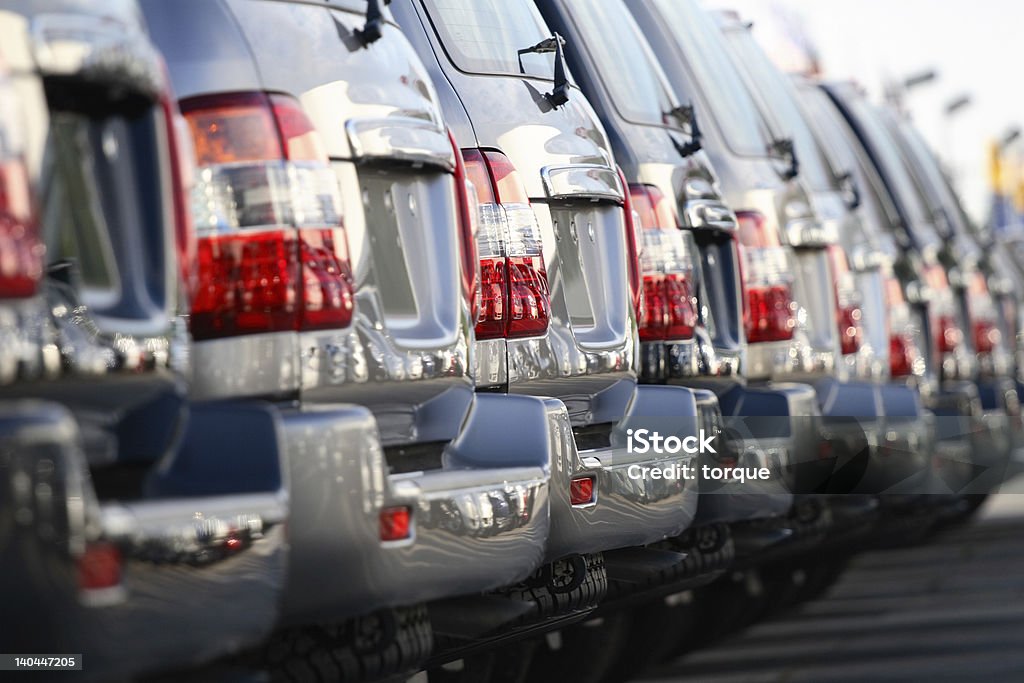 Vista traseira de SUVs - Foto de stock de Luxo royalty-free