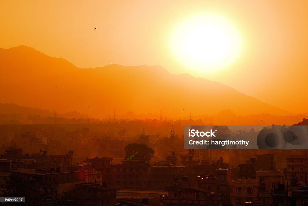 Zachód słońca w Kathmandu, Nepal - Zbiór zdjęć royalty-free (Bez ludzi)