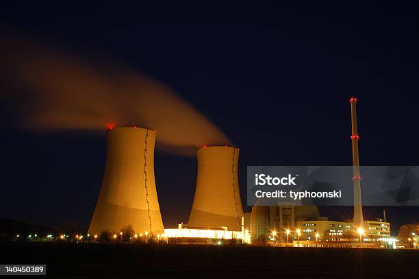 Атомная Электростанция — стоковые фотографии и другие картинки Строительная отрасль - Строительная отрасль, Ядерный реактор, Атомная электростанция