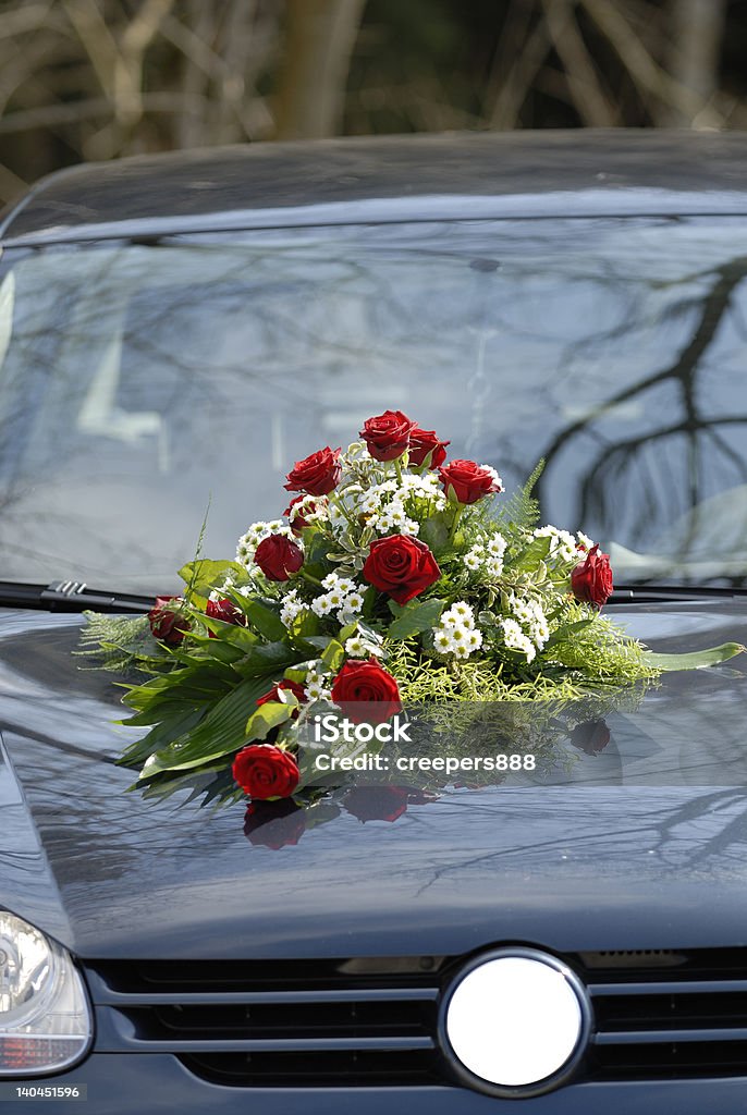 Flowers On A Wedding Car Stock Photo - Download Image Now - Bouquet, Car,  Celebration - iStock