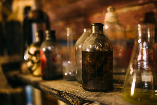 istock Antique medical bottle. Dark mystery halloween concept 1404519829