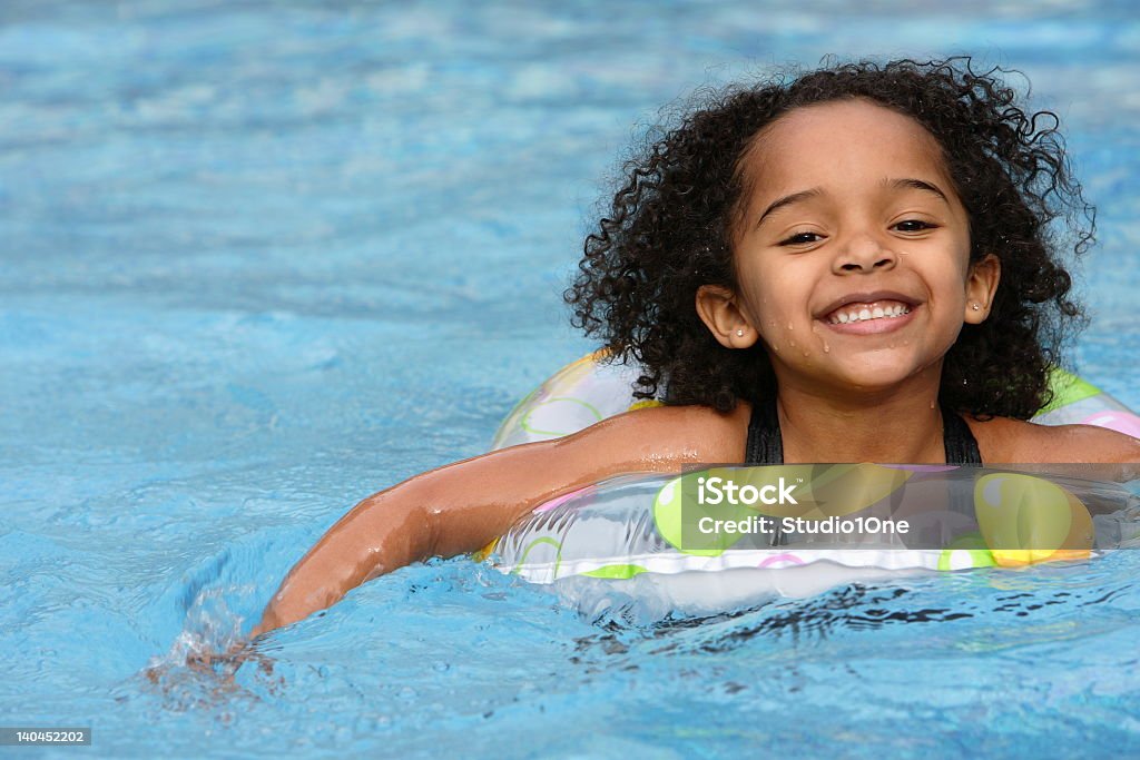 Kind Schwimmen - Lizenzfrei Kind Stock-Foto