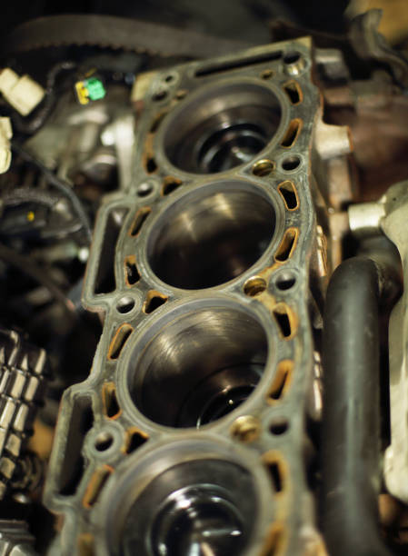 istock Car mechanic-repair motors 1404526819