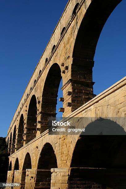 Pont Du Gard Foto de stock y más banco de imágenes de Acueducto - Acueducto, Agua, Arco - Característica arquitectónica