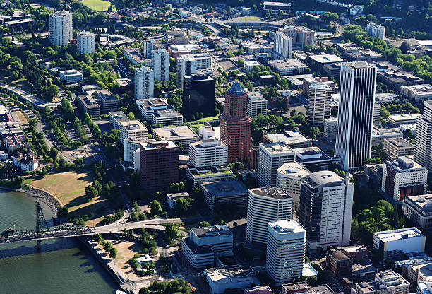 istock Aerial Portland Oregon 140452920