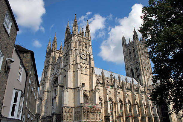 istock Canterbury Cathedral from street 140452931