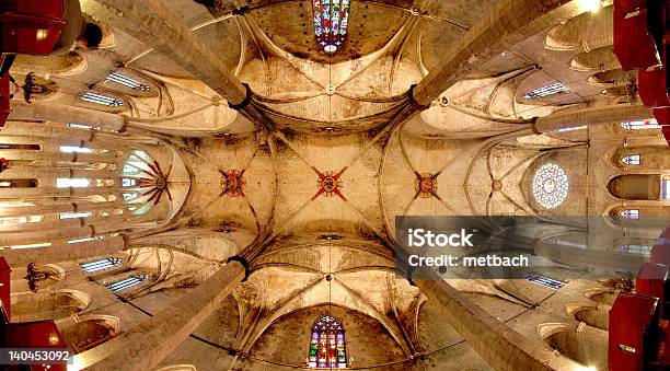 Foto de Santa Maria Del Mar Catalão Igreja Gótica e mais fotos de stock de Barcelona - Espanha