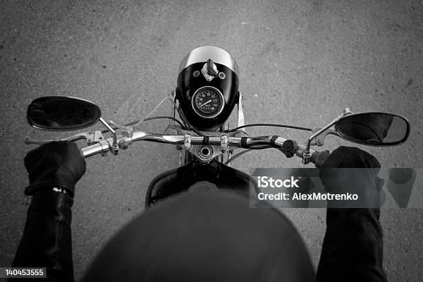 Motorizada Rider - Fotografias de stock e mais imagens de Motorizada - Motorizada, Vista de Cima, Conduzir