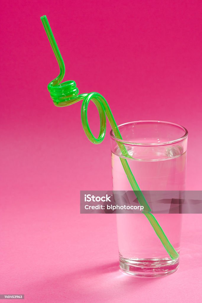 Glas Wasser auf pink - Lizenzfrei Atelier Stock-Foto