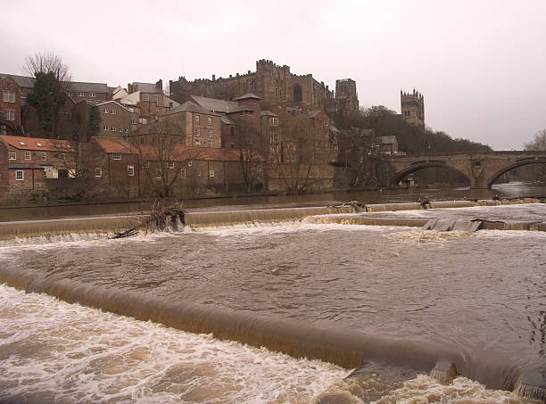 istock Durham Castle and Cathedral on a cloudy March day. 140454011