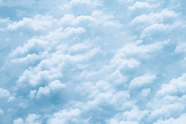 Paisagem com nuvens - fotografia de stock