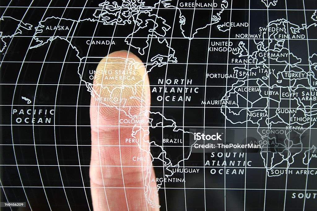 Dedo en mapa mundial - Foto de stock de Biometría libre de derechos