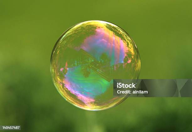 石鹸の泡に緑 - せっけんの泡のストックフォトや画像を多数ご用意 - せっけんの泡, 写真, 反射