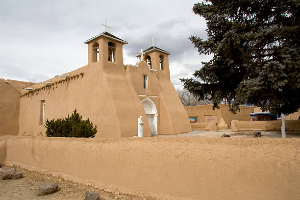 istock Pueblo church 140457846