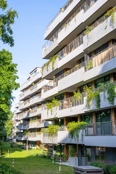 istock Modern apartment house with surrounding green 1404581528