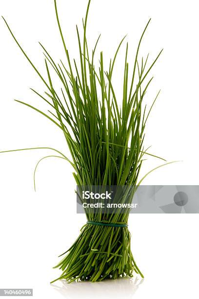 Chives Foto de stock y más banco de imágenes de Alimento - Alimento, Cebolleta, Comida sana