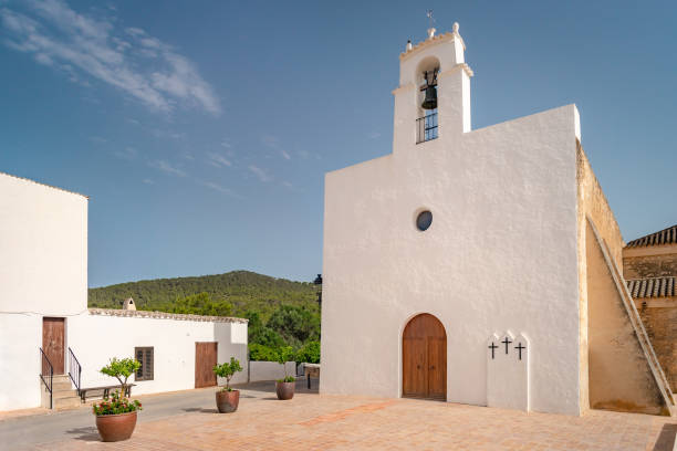 st. augustine des vedrà, kirche, ibiza, spanien - ibiza town stock-fotos und bilder