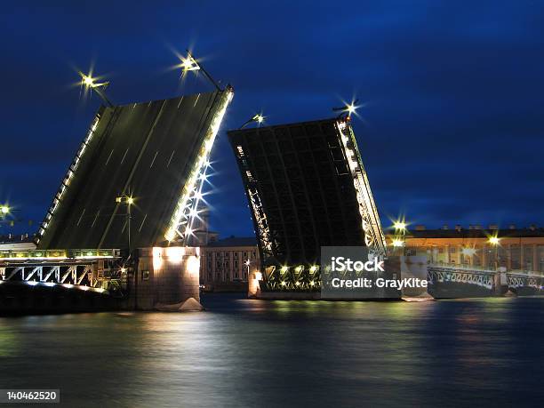 Pałac Most W Sankt Petersburg - zdjęcia stockowe i więcej obrazów Architektura - Architektura, Badanie, Fotografika