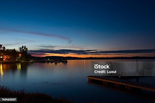 Sera Finshing Di Rice Lake - Fotografie stock e altre immagini di Ontario - Canada - Ontario - Canada, Lago, Riso - Cereale