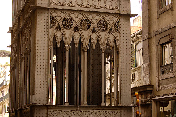 elevador santa justa a lisbona - lisbon portugal foto e immagini stock