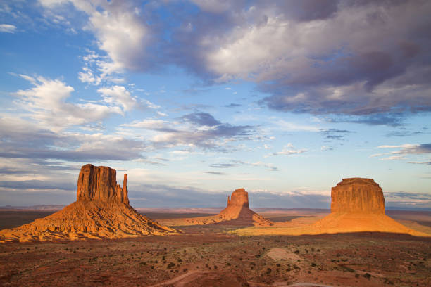 istock View from Lookout Point at Dusk 1404644848