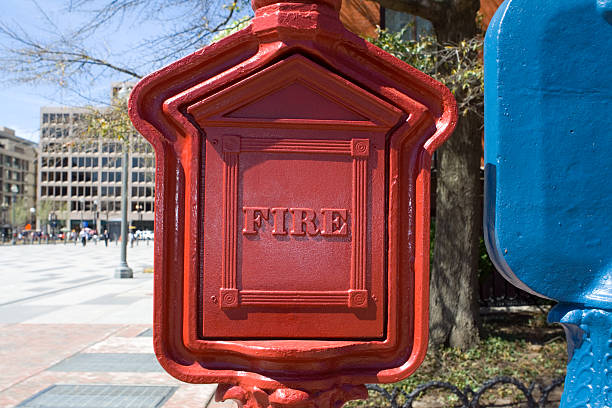 istock Vintage Fire Call Box Near White House in Washington, DC 140464564