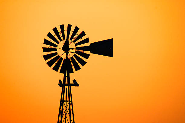 風車 - nebraska midwest usa farm prairie ストックフォトと画像