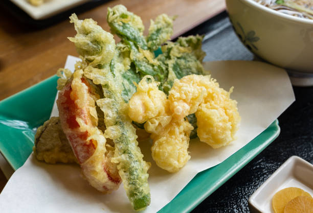 istock A mix of various tempura on plate 1404649154
