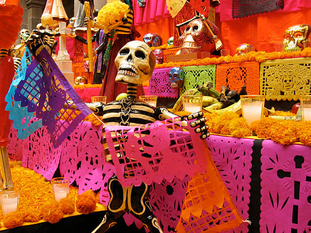 Día De Muertos Foto de stock y más banco de imágenes de Altar - Altar, México, Puebla - iStock Día De Muertos Foto de stock y más banco de imágenes de Altar - Altar, México, Puebla - iStock