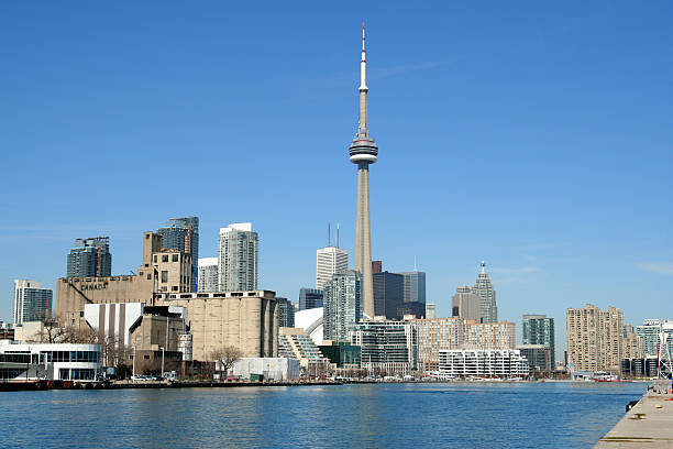 istock Western entrance to Toronto harbour 140467241