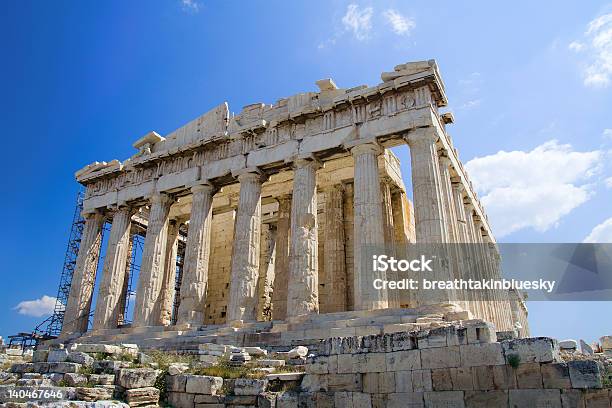 El Acropolis Athens Foto de stock y más banco de imágenes de Acrópolis - Atenas - Acrópolis - Atenas, Aire libre, Alto - Descripción física