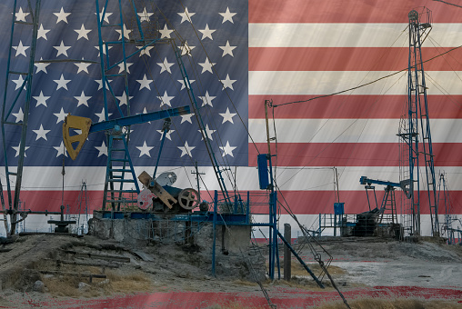 US oil industry, American soil and oil rigs
