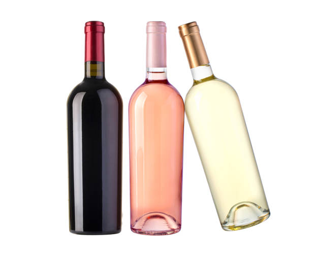 bouteilles vierges de vin rouge, rose et blanc - bottle wine red blank photos et images de collection