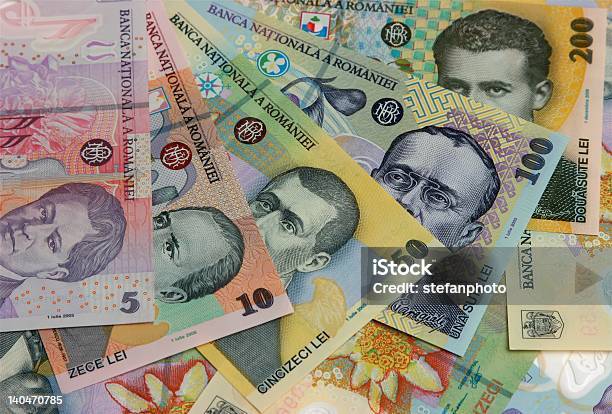 Rumano Billetes De Banco Foto de stock y más banco de imágenes de 200 - 200, Billete de banco, Colorido