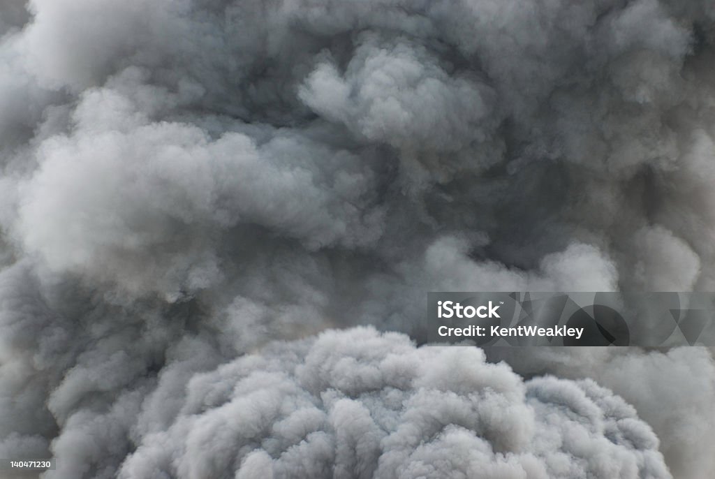 Fond de nuage de fumée noire - Photo de Fumée - Structure physique libre de droits