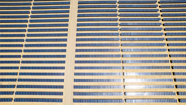 istock Solar Farm in Farmland 1404718509
