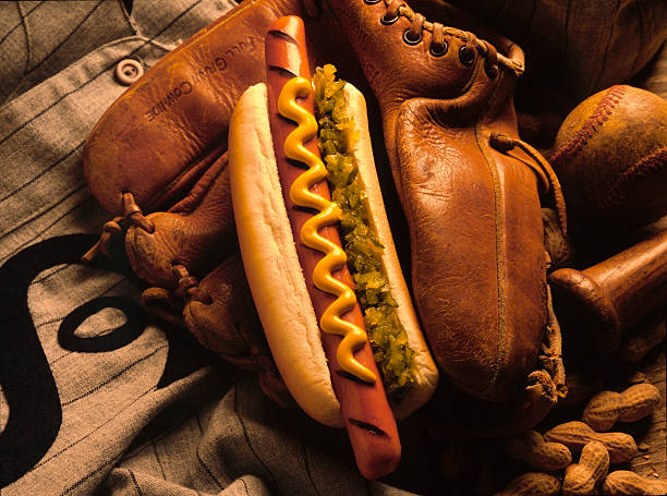 hot dog - baseball baseballs peanut american culture photos et images de collection