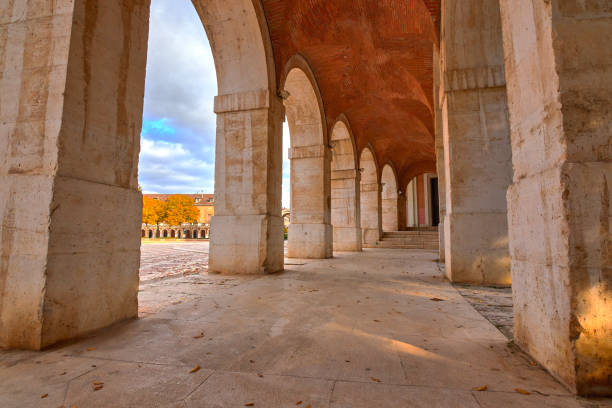 istock Corridor with arches in monument in Aranjuez 1404742006