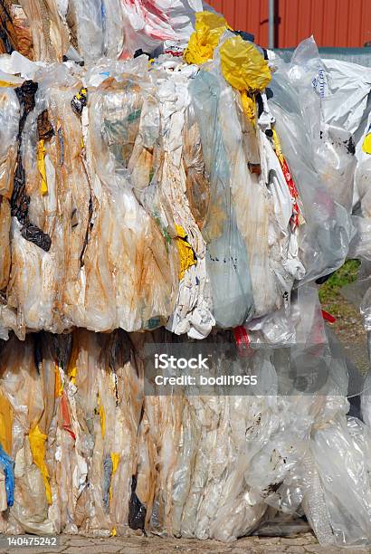 Recycling Stockfoto und mehr Bilder von Abfallwirtschaft - Abfallwirtschaft, Alt, Autofriedhof